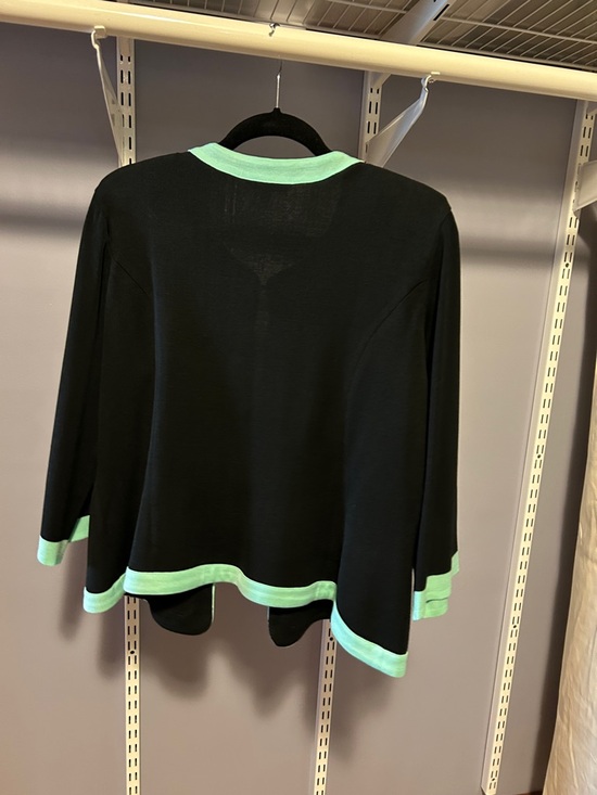 Ming Wang Black Open Jacket with Mint Trim